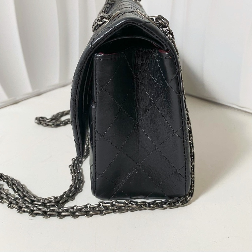 Chanel 2.55 Reissue Quilted Aged Black & Gunmetal Calfskin Flap Bag - Picture 3 of 12